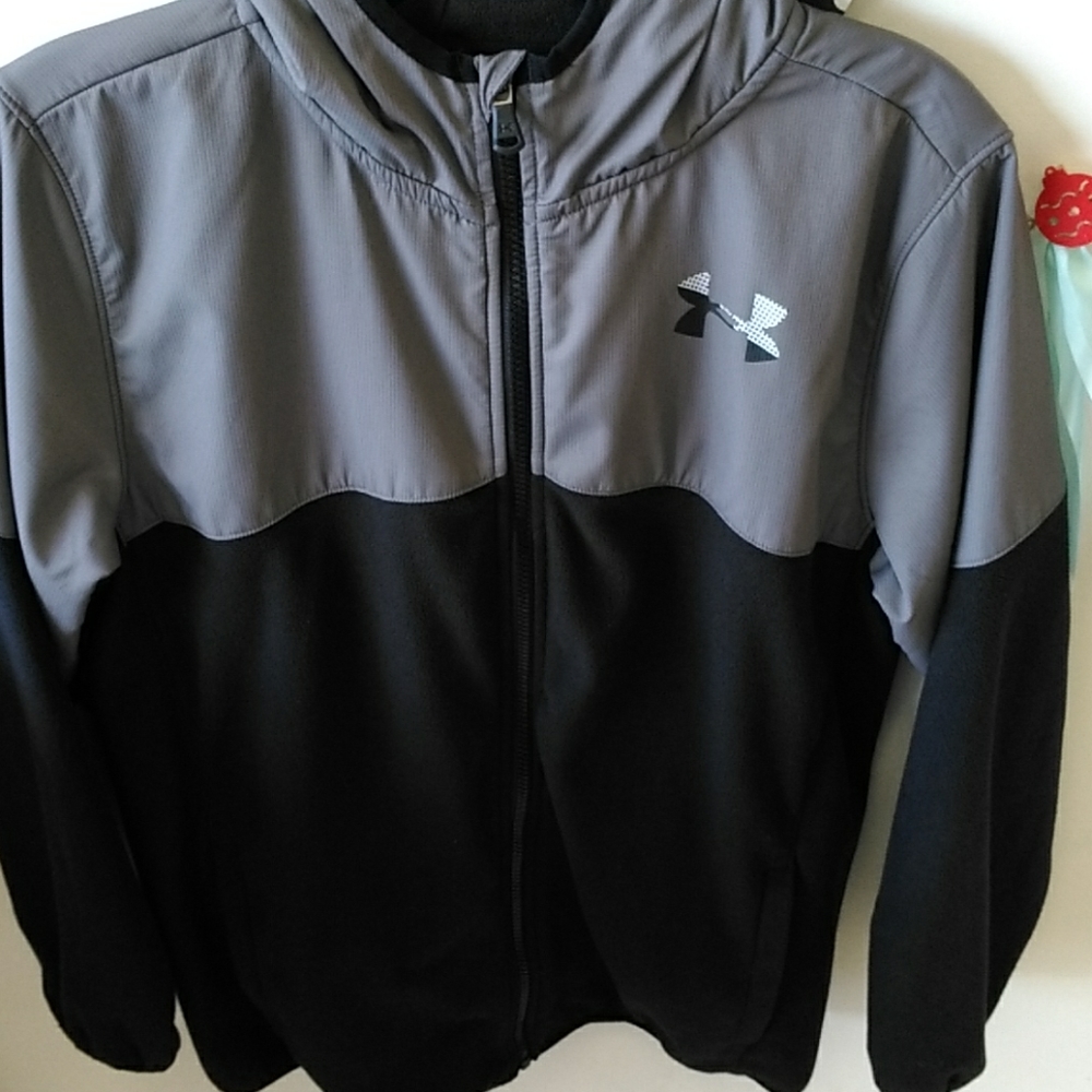 Under Armour boys fleece hooded jacket
